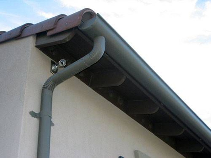 đặc điểm hệ thống thoát nước mưa trên mái nhà