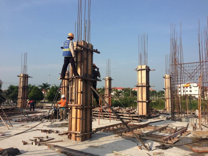Lựa chọn nguồn sắt xây nhà 2 tầng 100m2 uy tín với giá thành hợp lý 