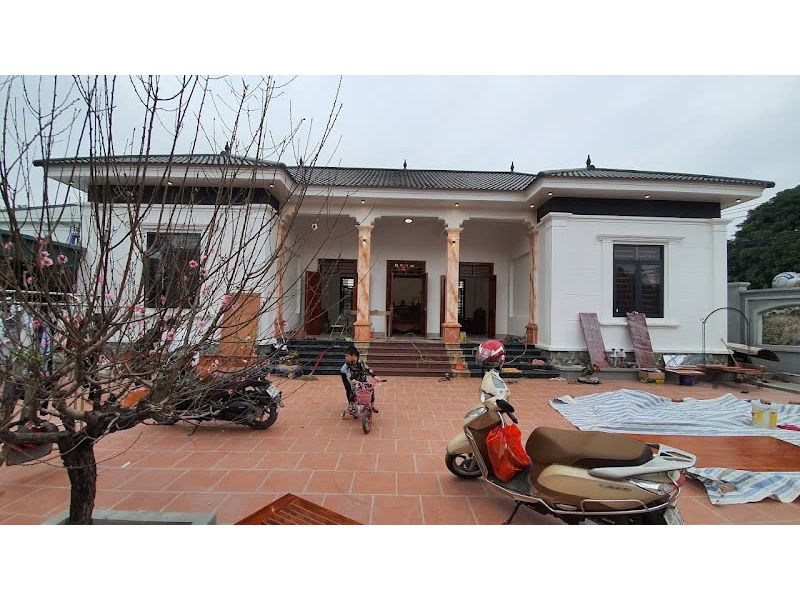 Vẻ ngoại thất đẹp, cân đối hài hòa của mẫu nhà 5 gian chữ U