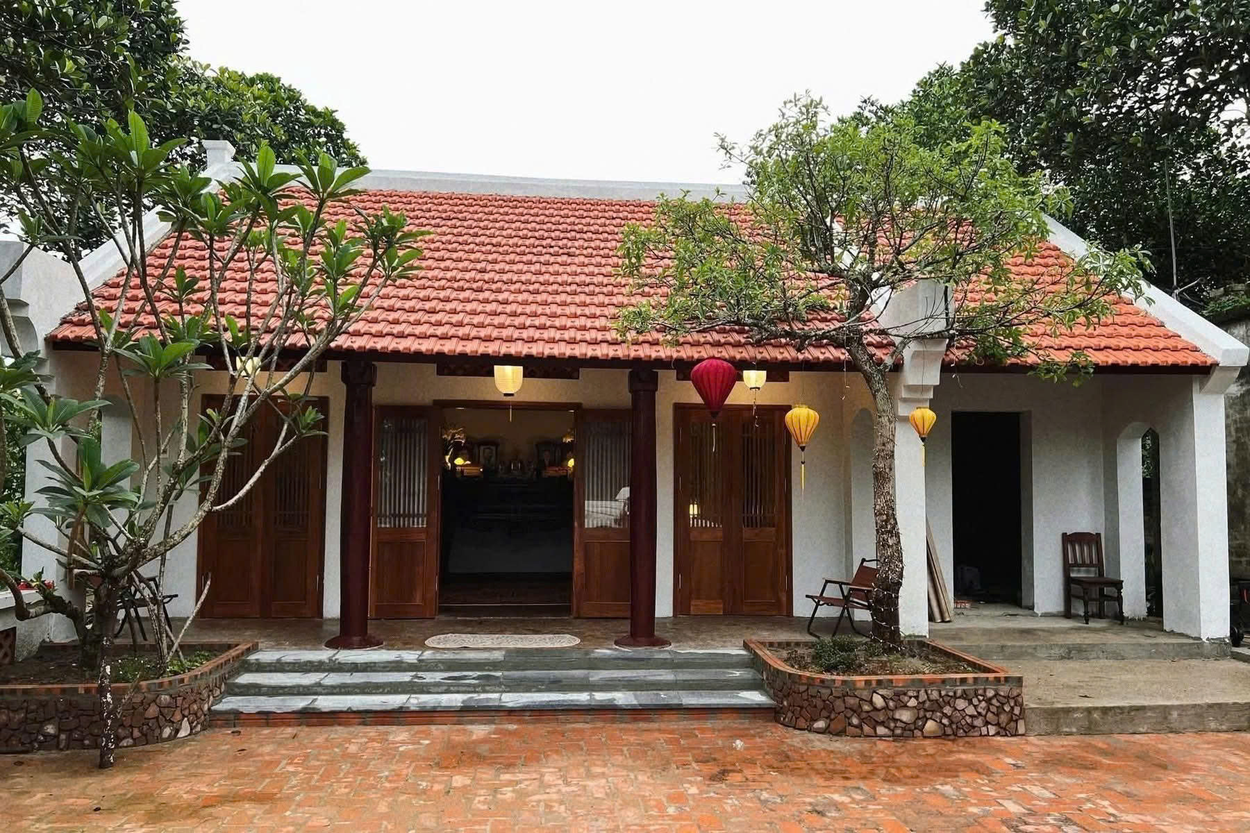 Không gian sống trong ngôi nhà mái ngói Bắc Bộ khơi gợi cảm giác nhẹ nhàng, bình yên