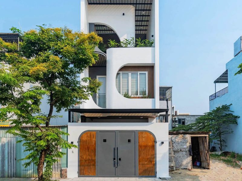 Nhà 3 tầng có tầng hầm thiết kế gọn gàng