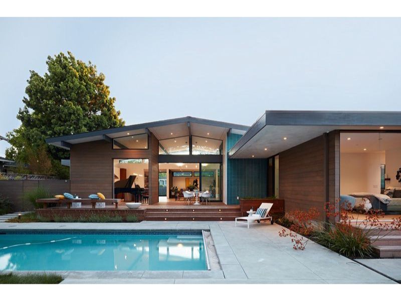 Nhà vườn 1 tầng mái ngói có bể bơi