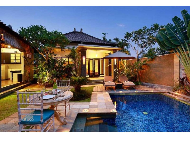 Khung cảnh lãng mạn của biệt thự mái Nhật 200m2 có hồ bơi