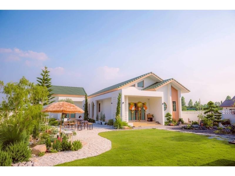 Vẻ ngoài thu hút của mẫu nhà 1 tầng 4 phòng ngủ mái Thái 150m2