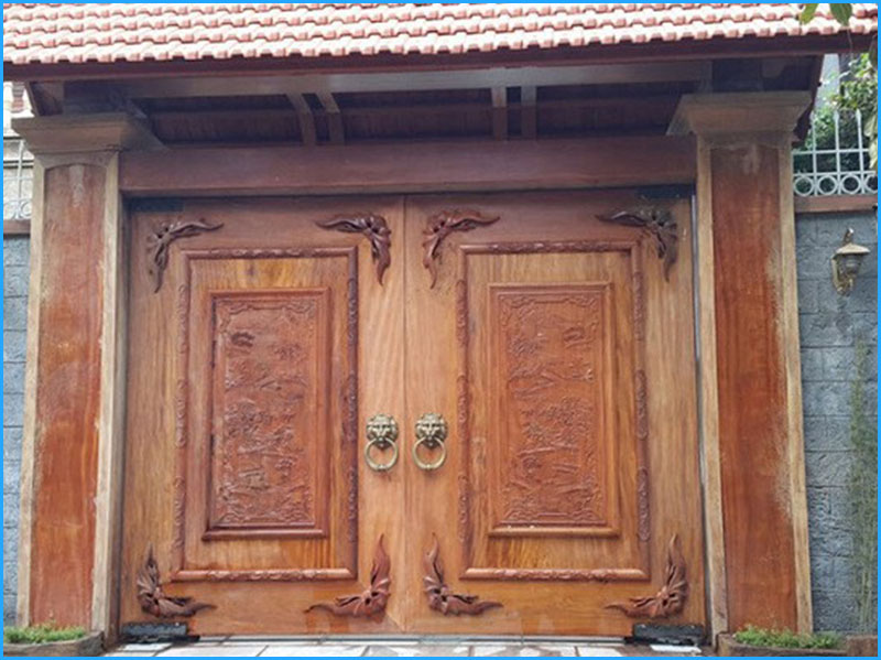cổng biệt thự đơn giản bằng gỗ