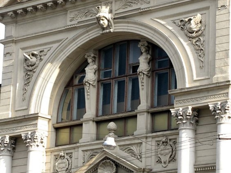 thiết kế mẫu cửa sổ cổ điển 