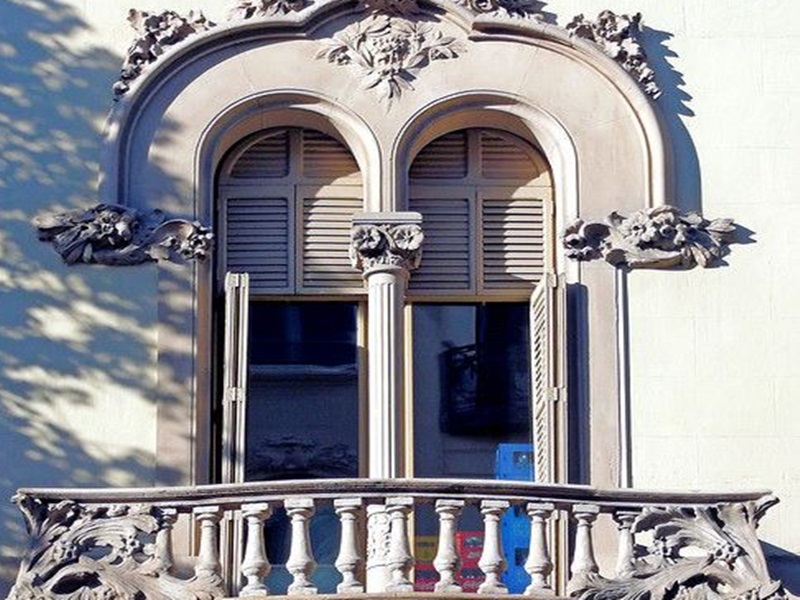 vẻ đẹp kiến trúc mẫu cửa sổ cổ điển 