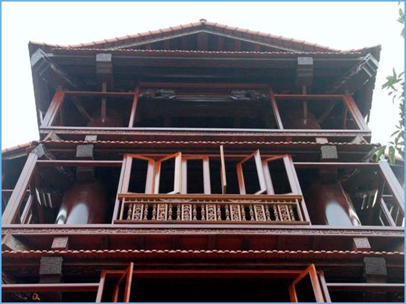 nhà 3 tầng bằng gỗ truyền thống