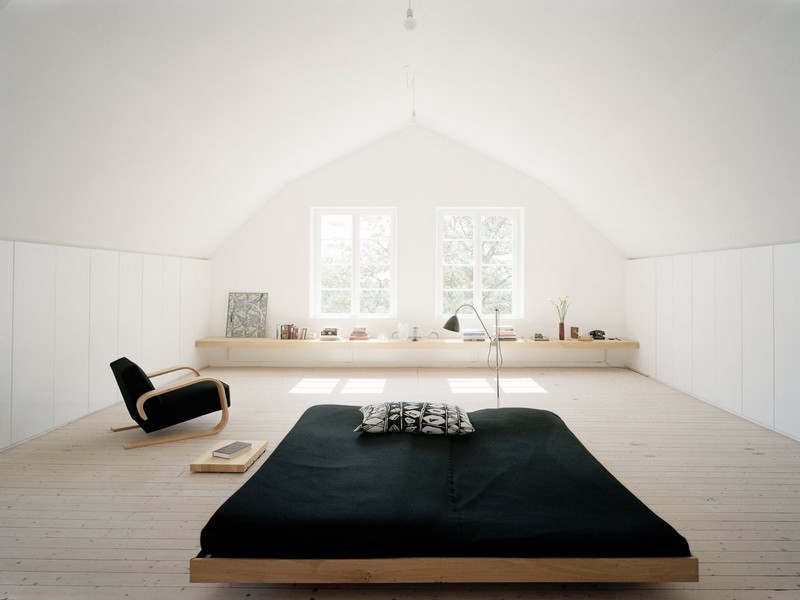 thiết kế phòng ngủ trên tầng áp mái đơn giản mà đẹp