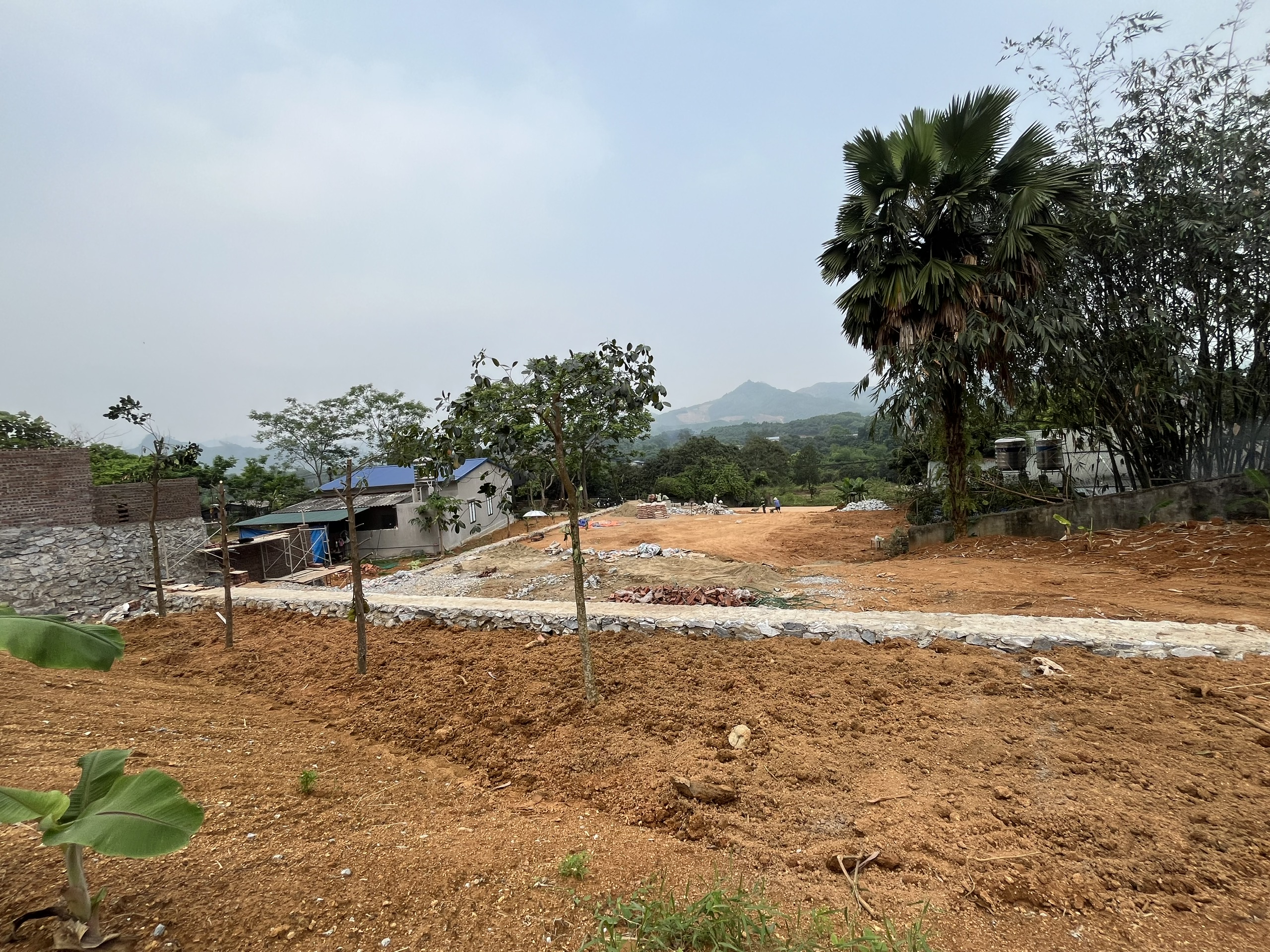 Khảo sát hiện trạng địa hình móng nhà 2 tầng