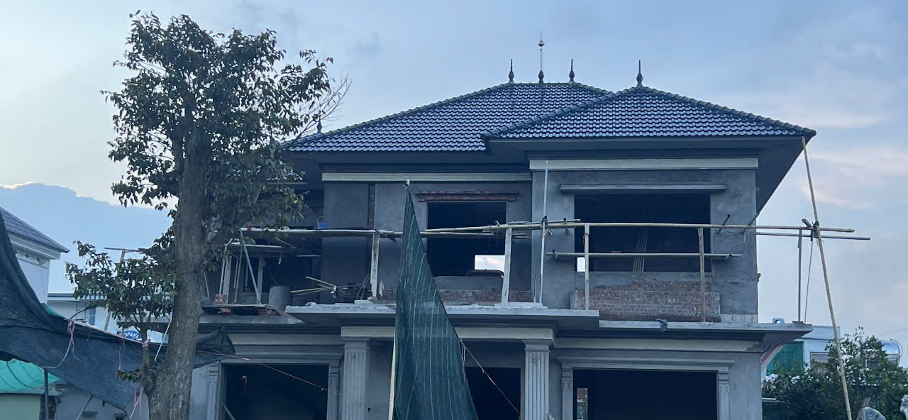 chi phi xay nha biet thu 2 tang 130m2 9